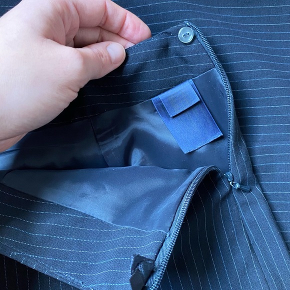 Brooks Brothers Navy Blue Pinstripe Italian Wool Pencil Skirt Size 6P - Picture 5 of 6